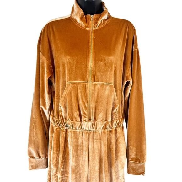 Fabletics Goldenrod Light Honey Velour Velvet Wide Leg Zip Up Jumpsuit - Picture 3 of 12